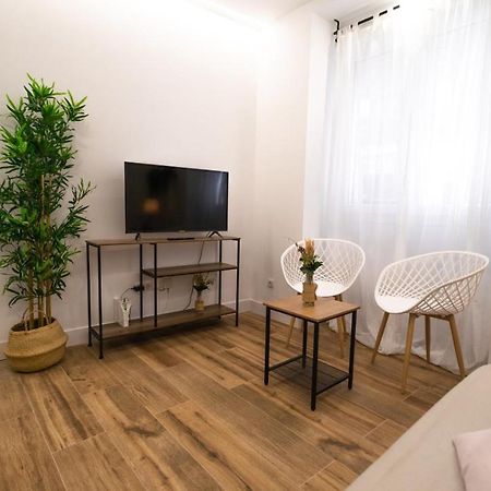 2 A 6 Pax Museos Y Ronda De Atocha Apartment มาดริด ภายนอก รูปภาพ