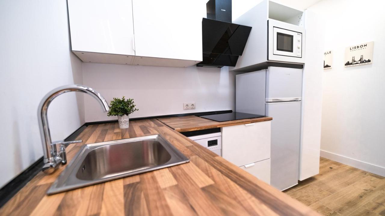 2 A 6 Pax Museos Y Ronda De Atocha Apartment มาดริด ภายนอก รูปภาพ