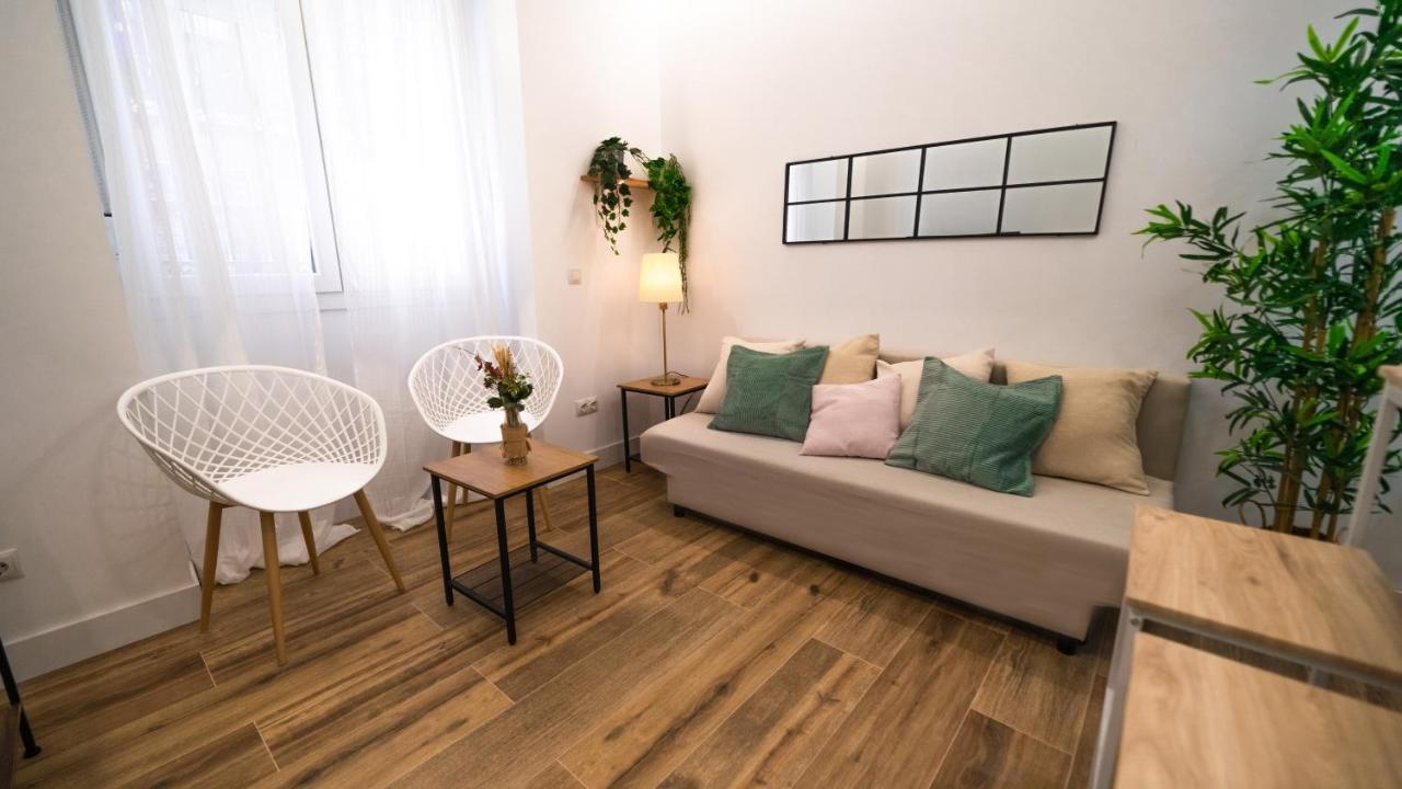 2 A 6 Pax Museos Y Ronda De Atocha Apartment มาดริด ภายนอก รูปภาพ